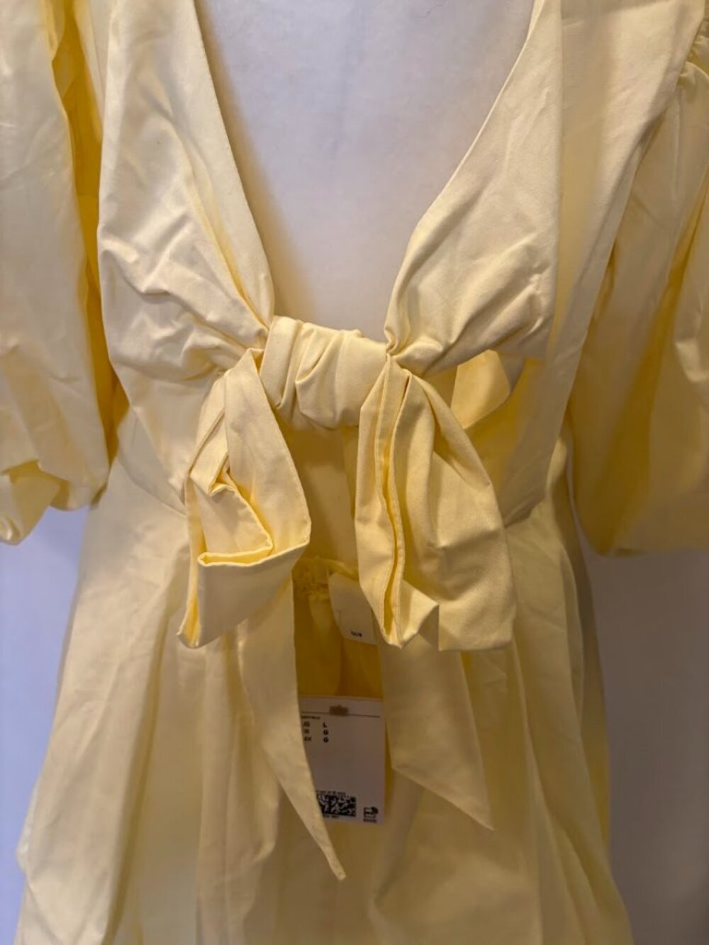 NWT H&M Coctail Light Yellow Color Dress - Size Large - Picture 9 of 16